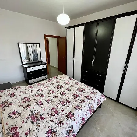 Appartamento James Apartment
