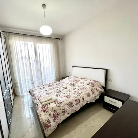Appartamento James Apartment *